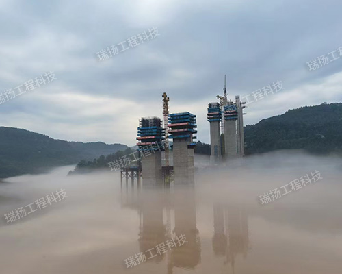 液壓自爬模14.jpg